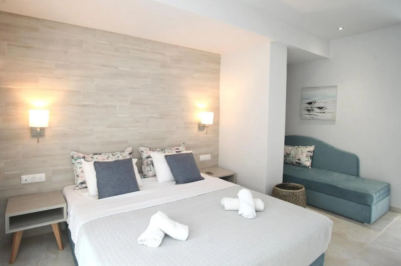 L G E Luxery Apartments Pefkochori Griechenland