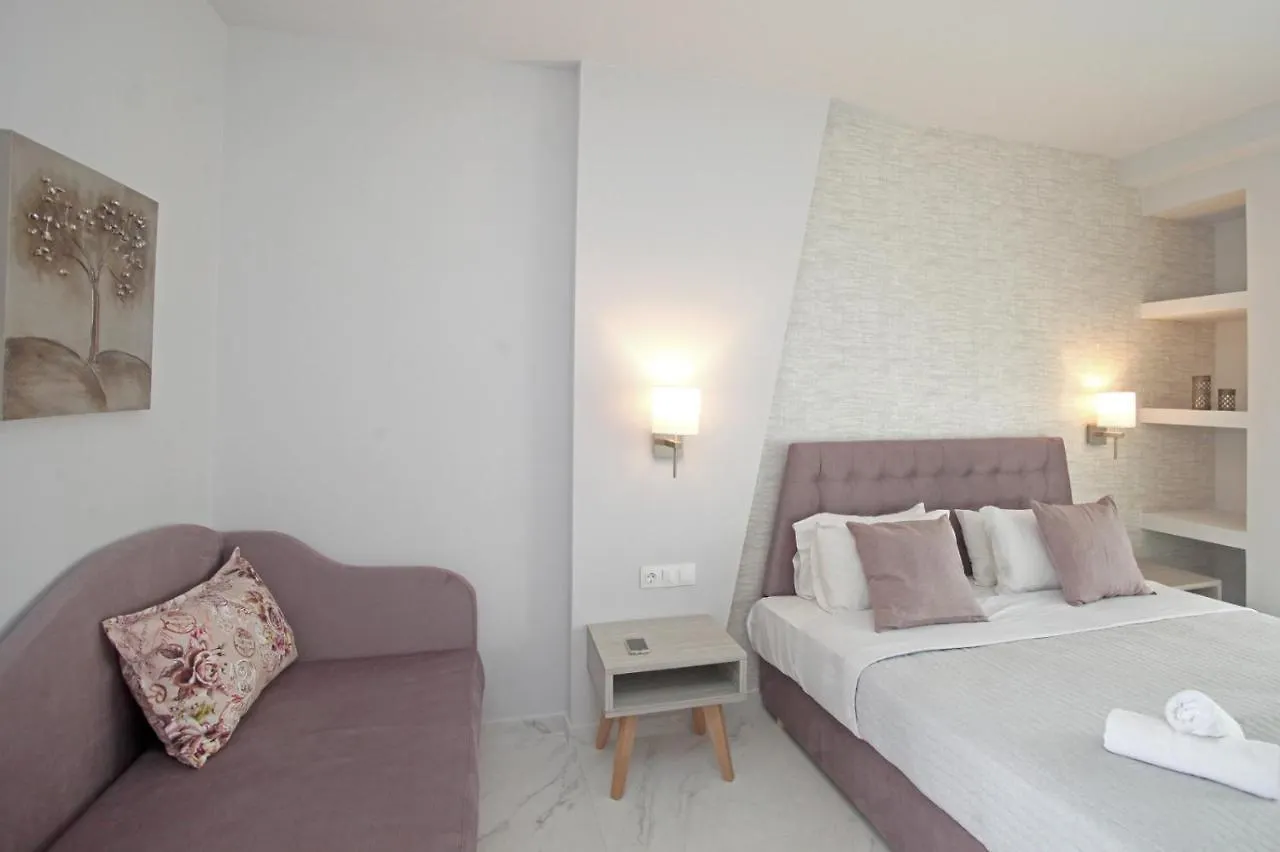 L G E Luxery Apartments Pefkochori 0*,  Griechenland